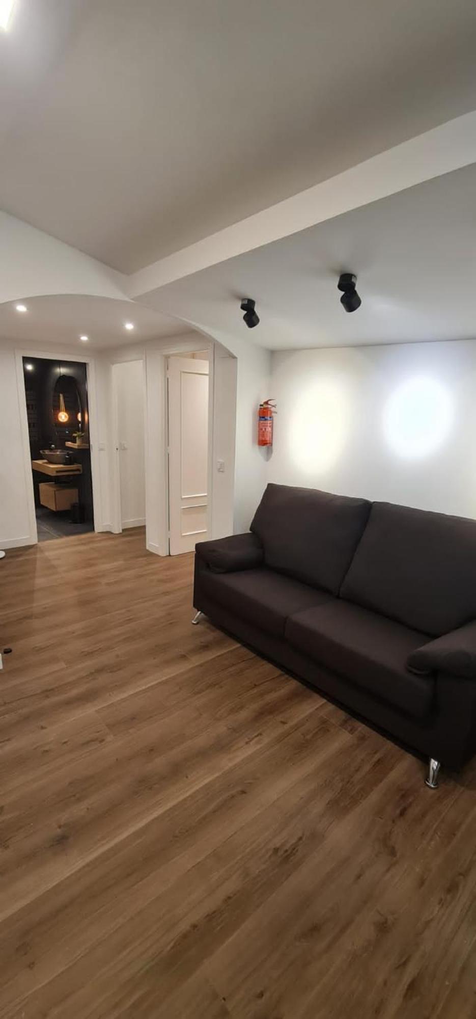 Atico De Diseno En El Centro Appartement Oviedo Buitenkant foto