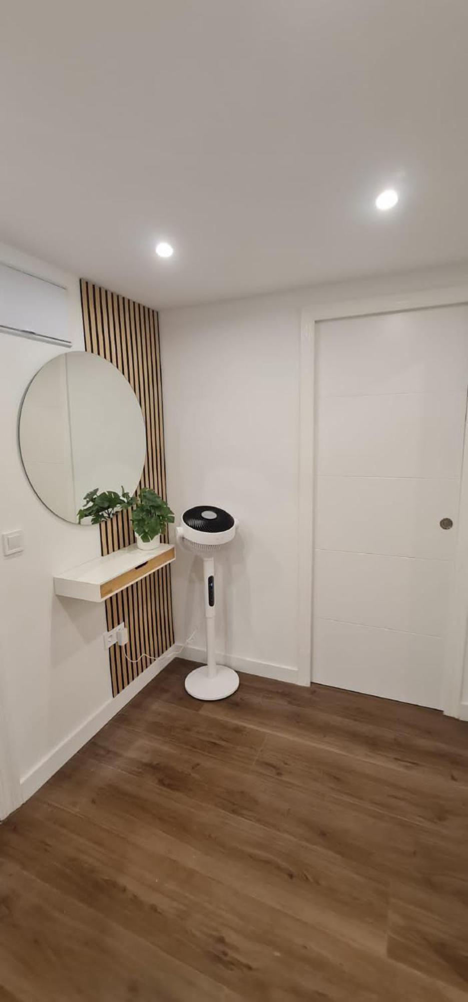Atico De Diseno En El Centro Appartement Oviedo Buitenkant foto