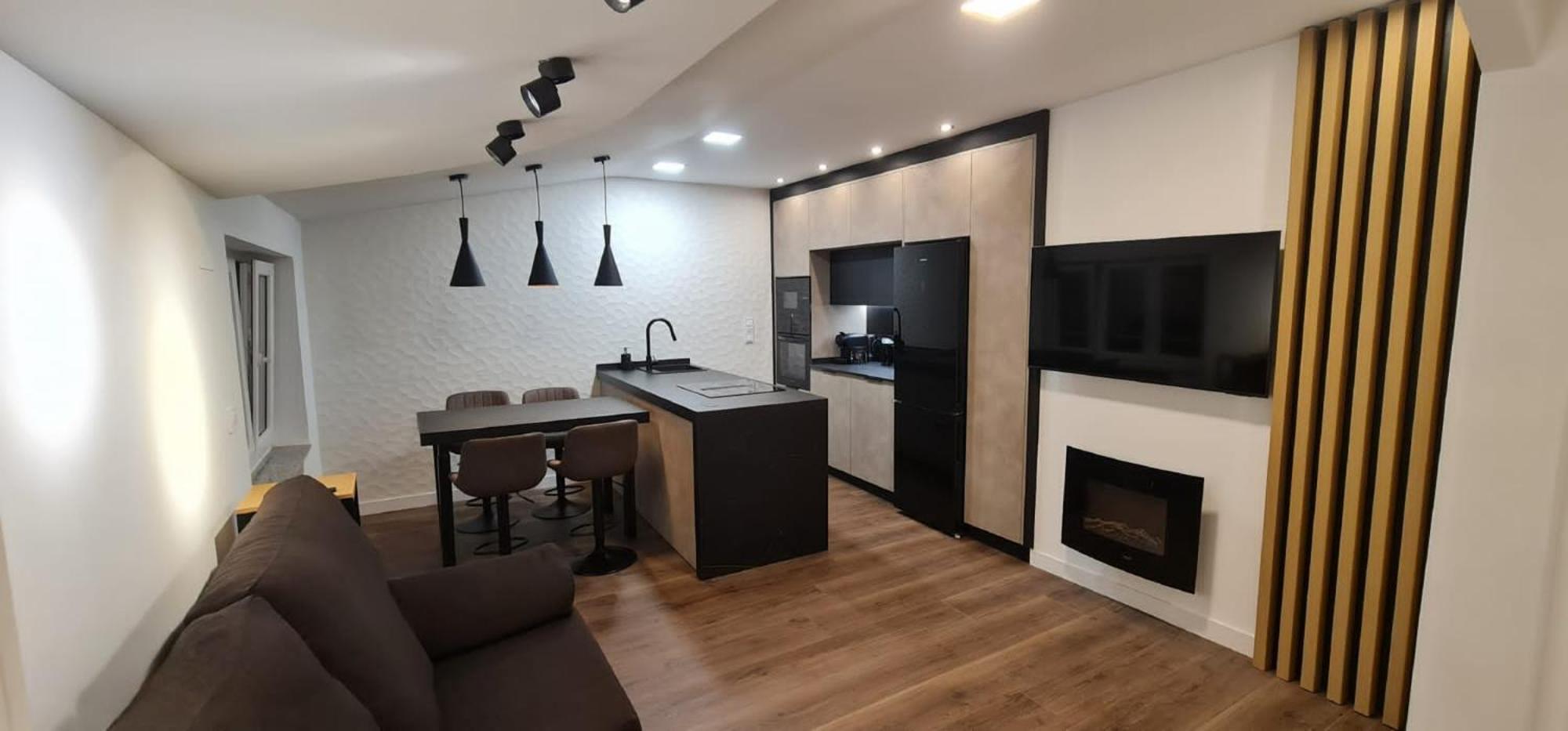 Atico De Diseno En El Centro Appartement Oviedo Buitenkant foto